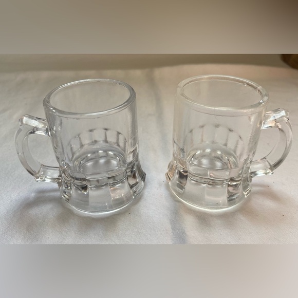 Lot of 4 vintage 1950s miniature mugs / shot glasses / toothpick holders - Picture 5 of 8